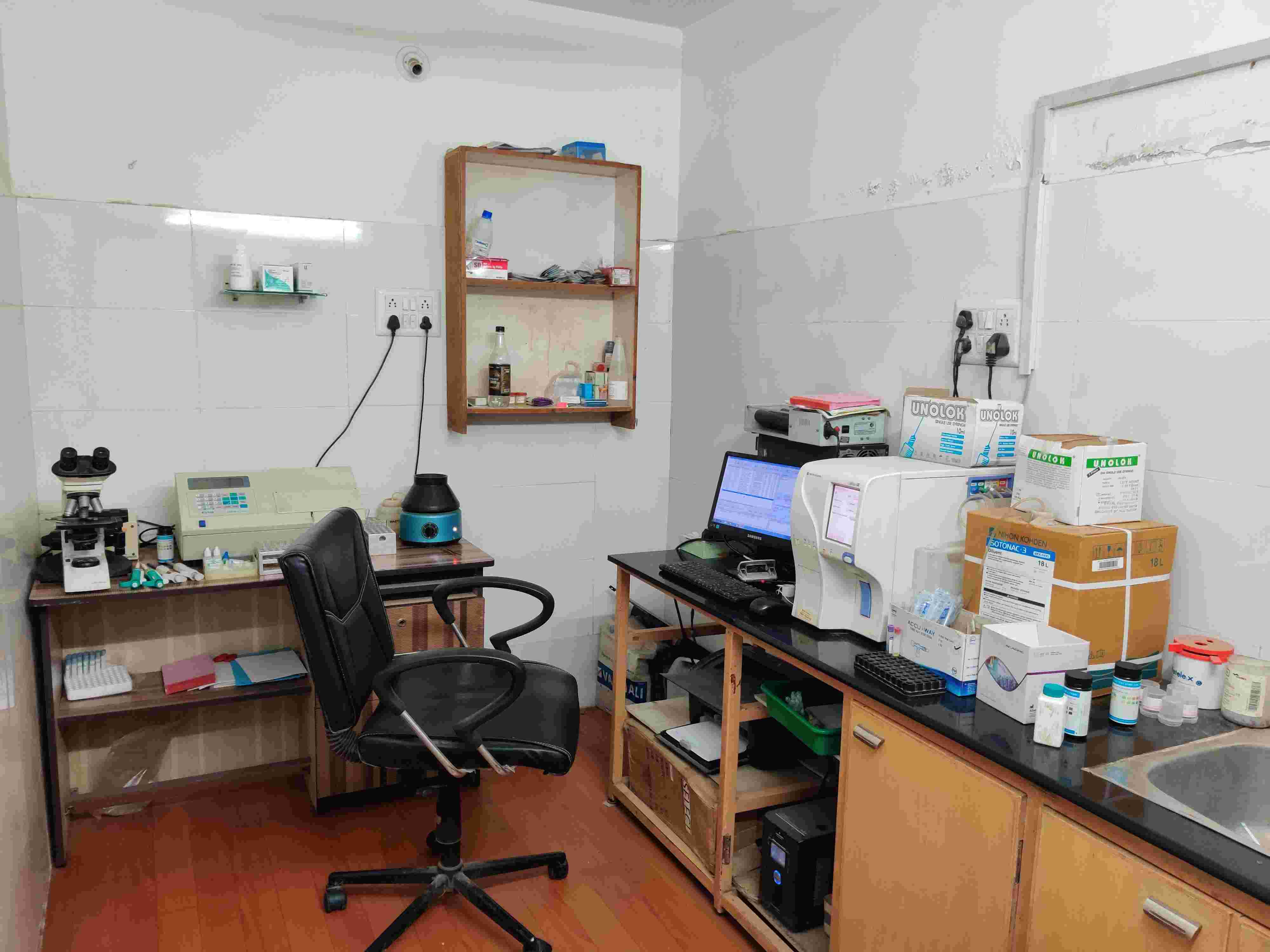 Khodiyar Diagnostics Images/Photos, Kuvadava road, Rajkot