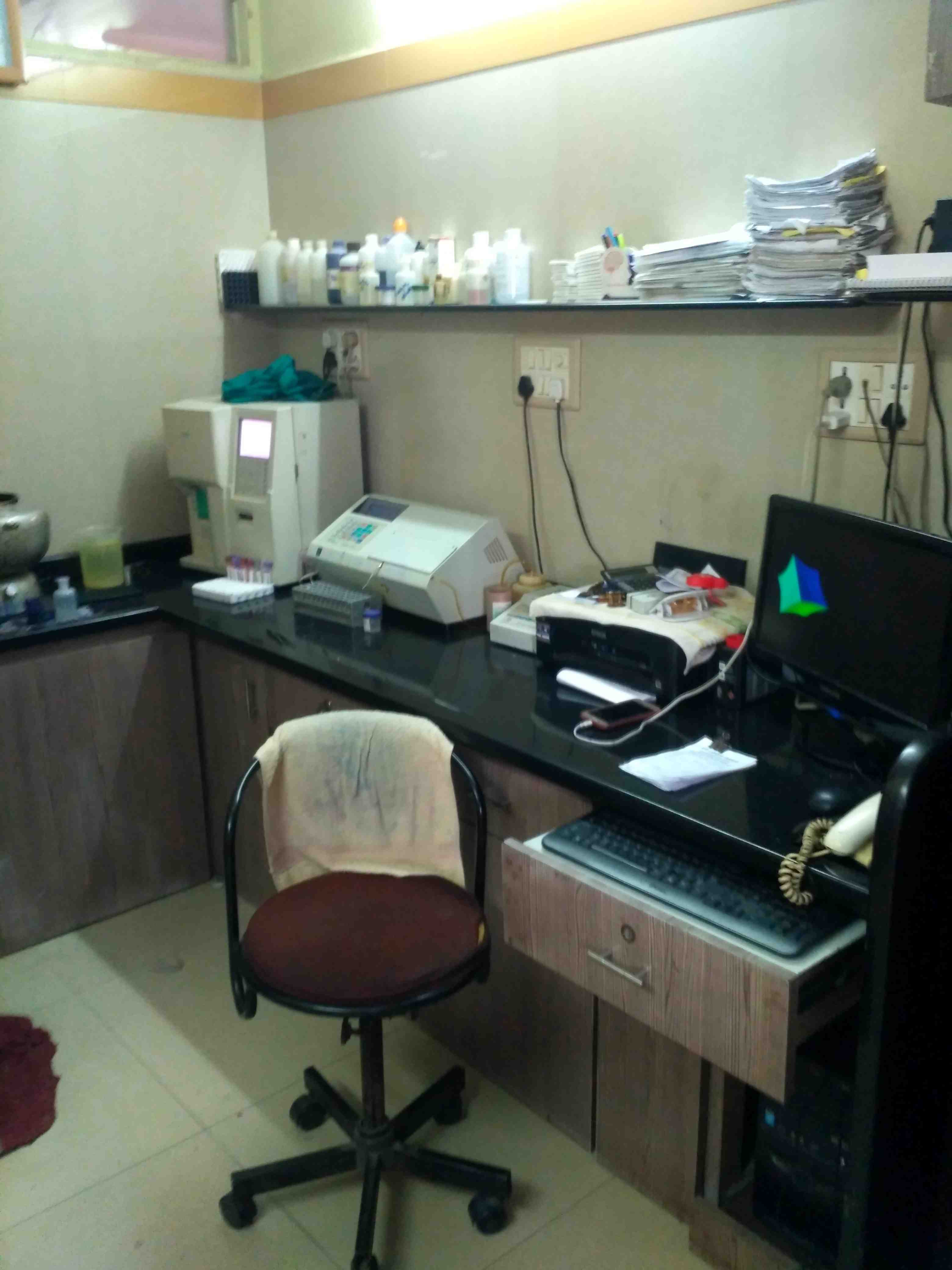 Feni Clinical Laboratory Images/Photos, Amroli, Surat