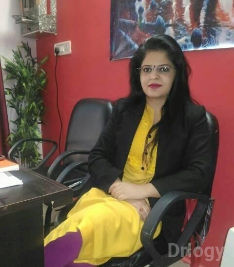 Dr. Aarti Bahuguna in New Delhi