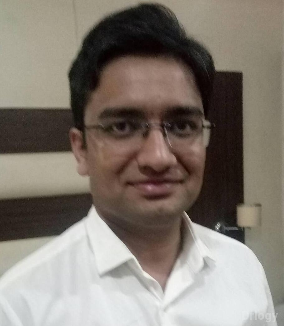 Dr. Abhishek Kapoor in Meerut