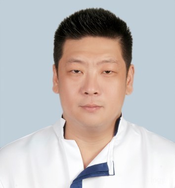 Dr. Agnelo Chang in Mumbai
