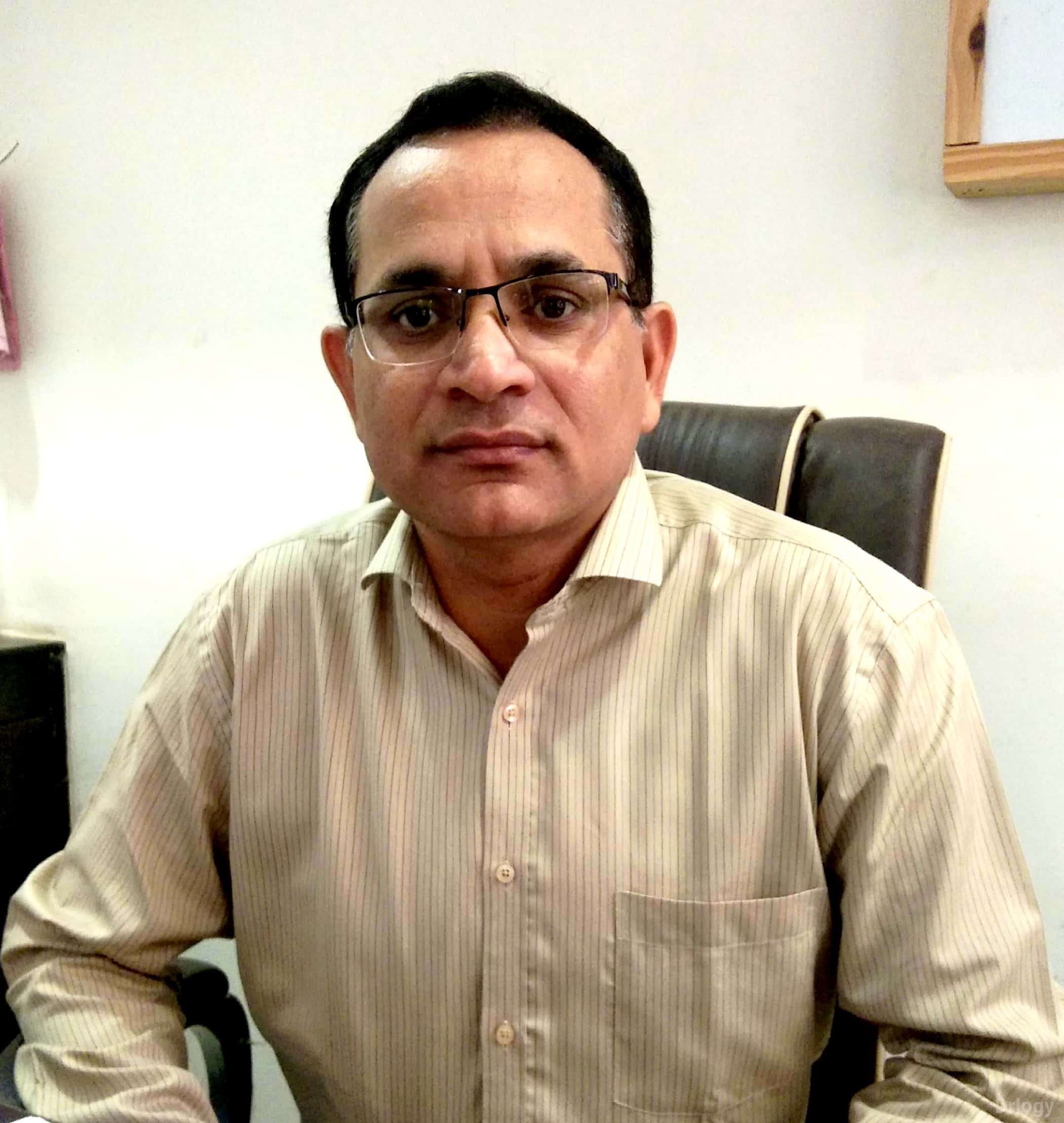 Dr. Akhaja Hasmukh in Rajkot