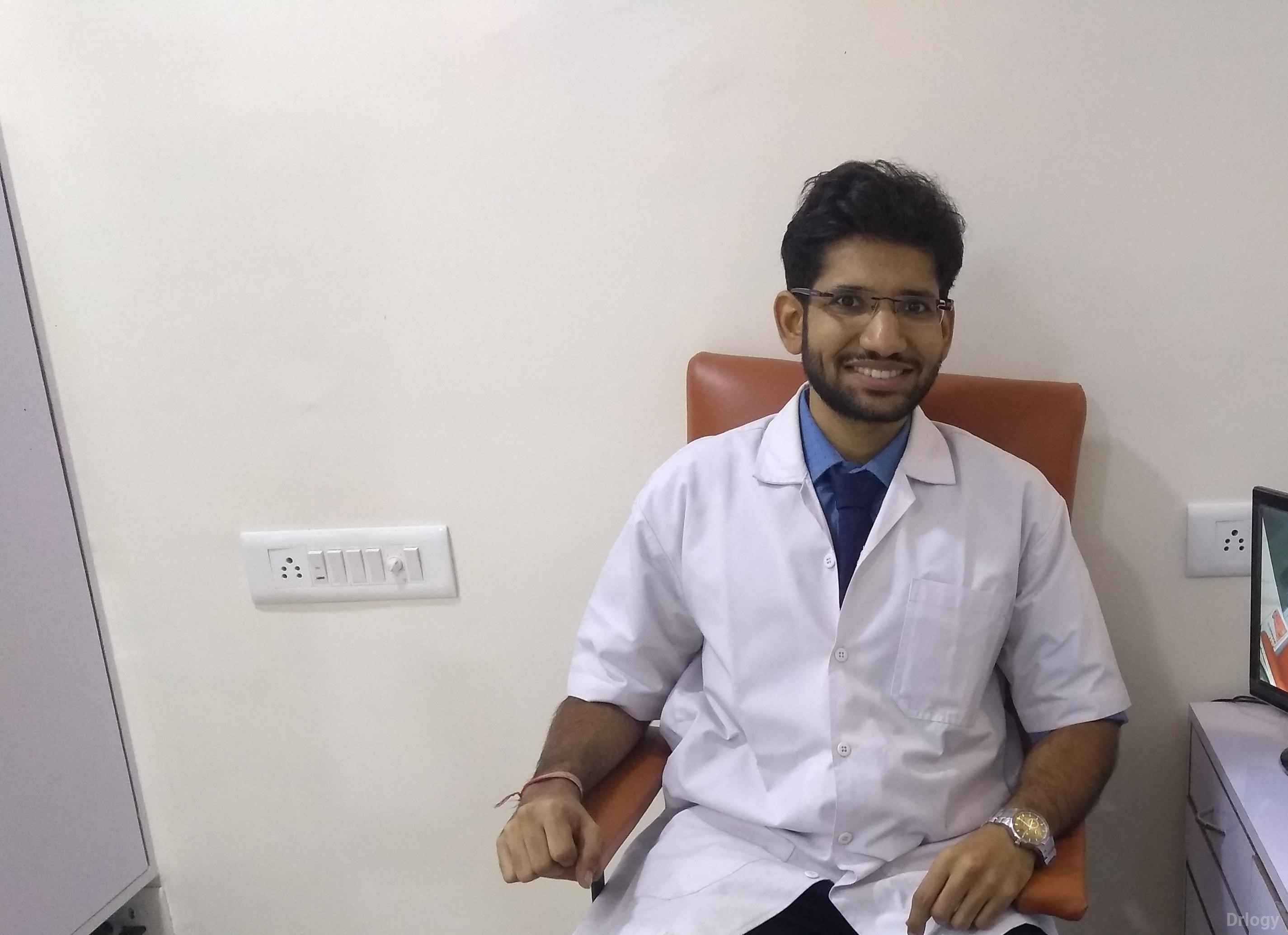 Dr. Alok Shah in Mumbai