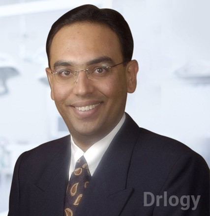 Dr. Amar Ravjiani in Mumbai