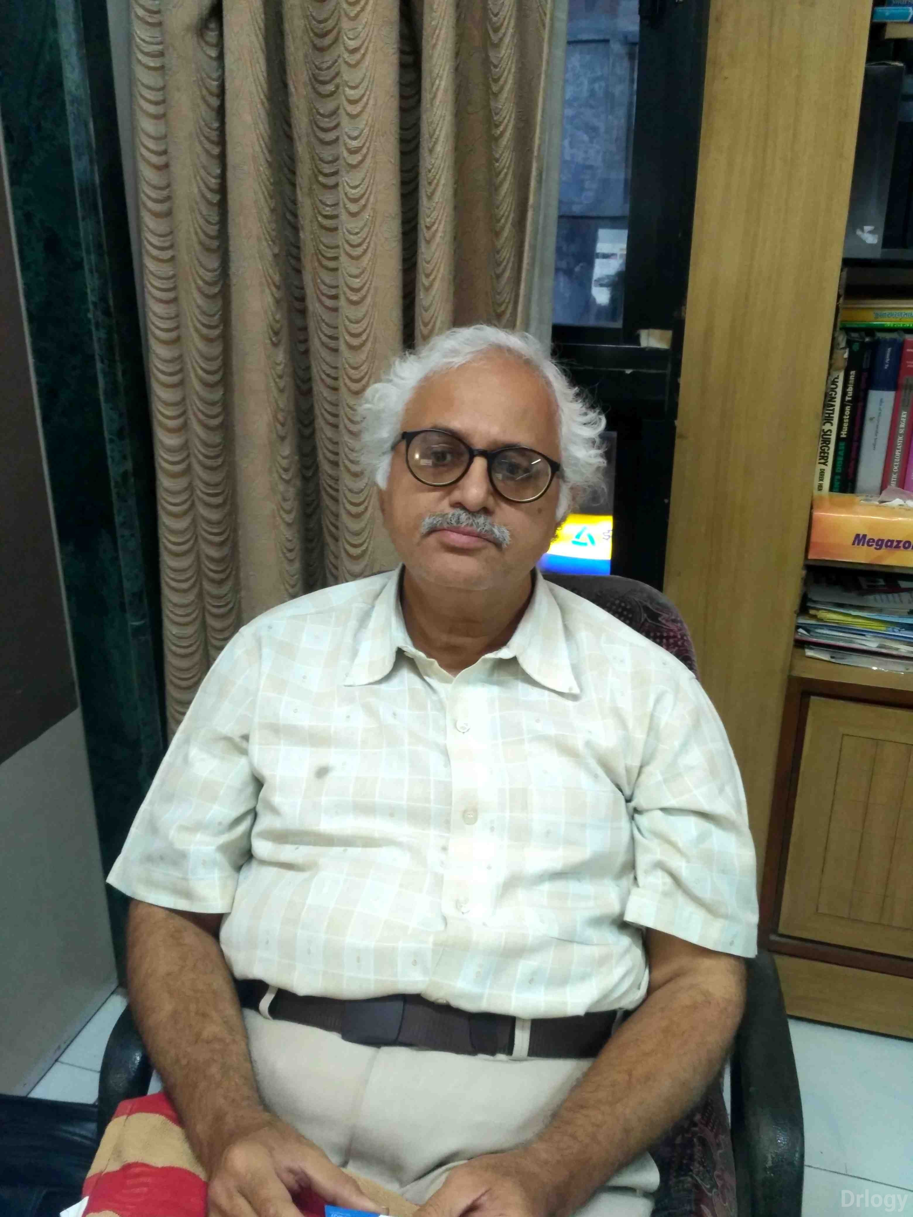 Dr. Amar Vakhariya