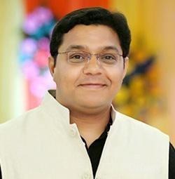 Dr. Amit Narayan