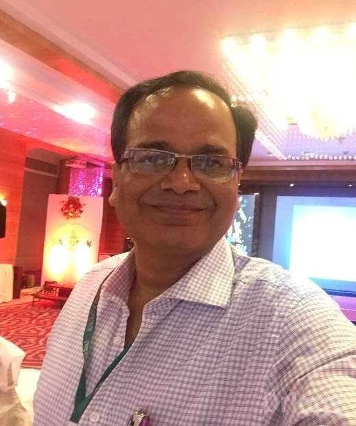 Dr. Anand Makharia