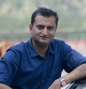 Dr. Anand Narvekar in Mumbai