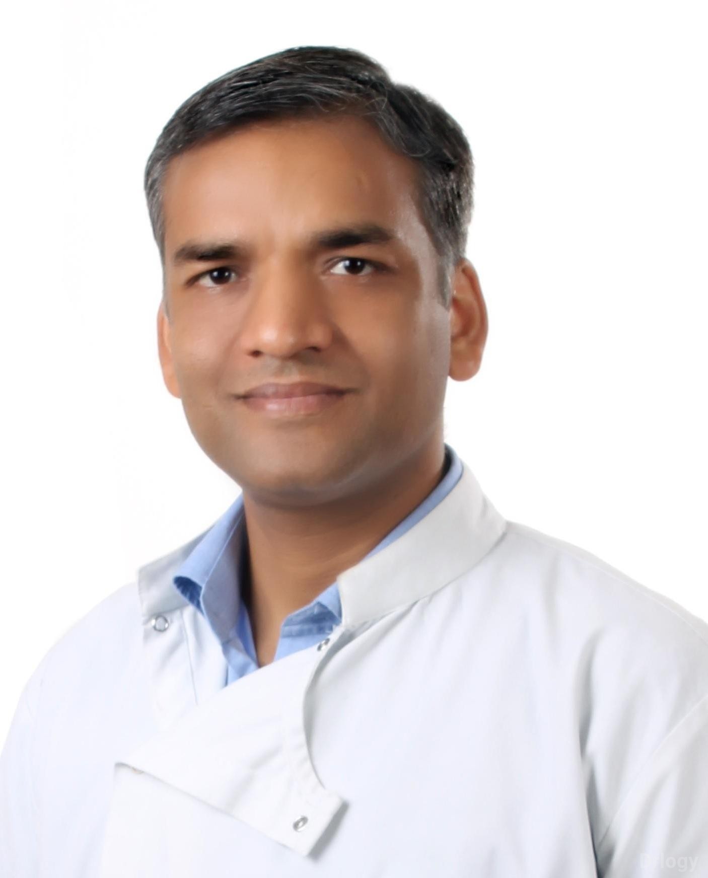 Dr. Anand Pal Lohiya