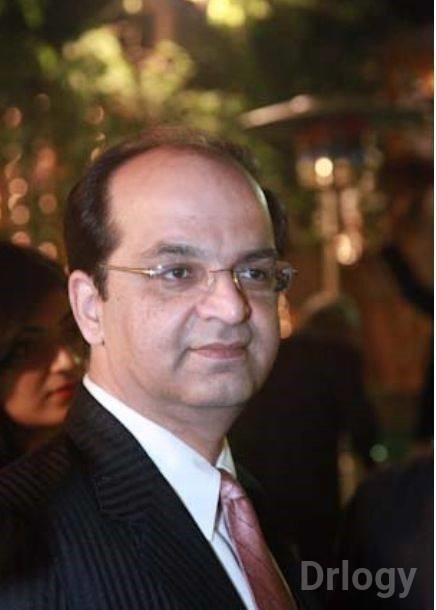 Dr. Anil Thukral