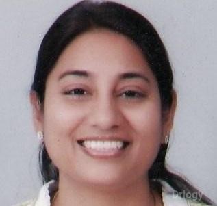 Dr. Anjali Dwivedi