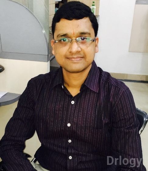 Dr. Anshuman Mundhra