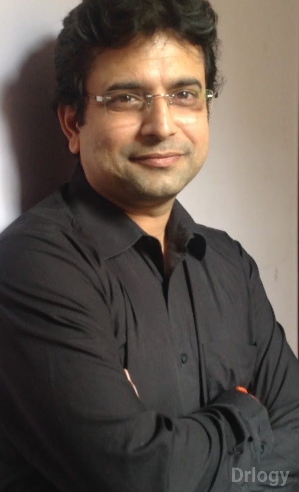 Dr. Ashutosh Deshpande in Kolhapur