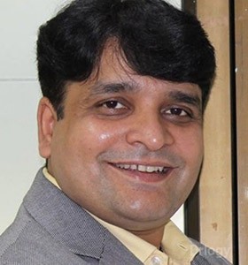 Dr. Avinash Kshar in Mumbai