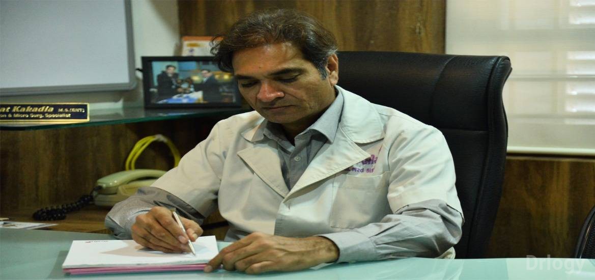 Dr. Bharat Kakadia