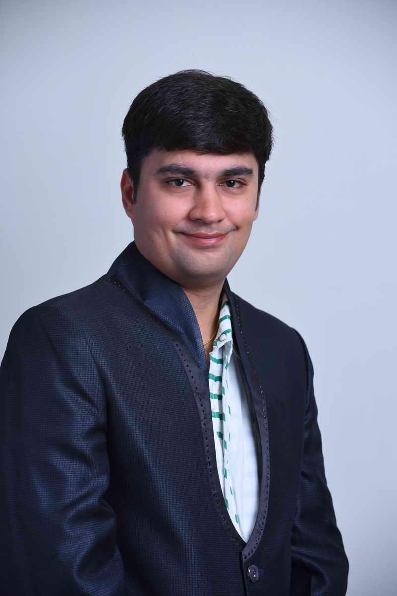 Dr. Bhavik Davda