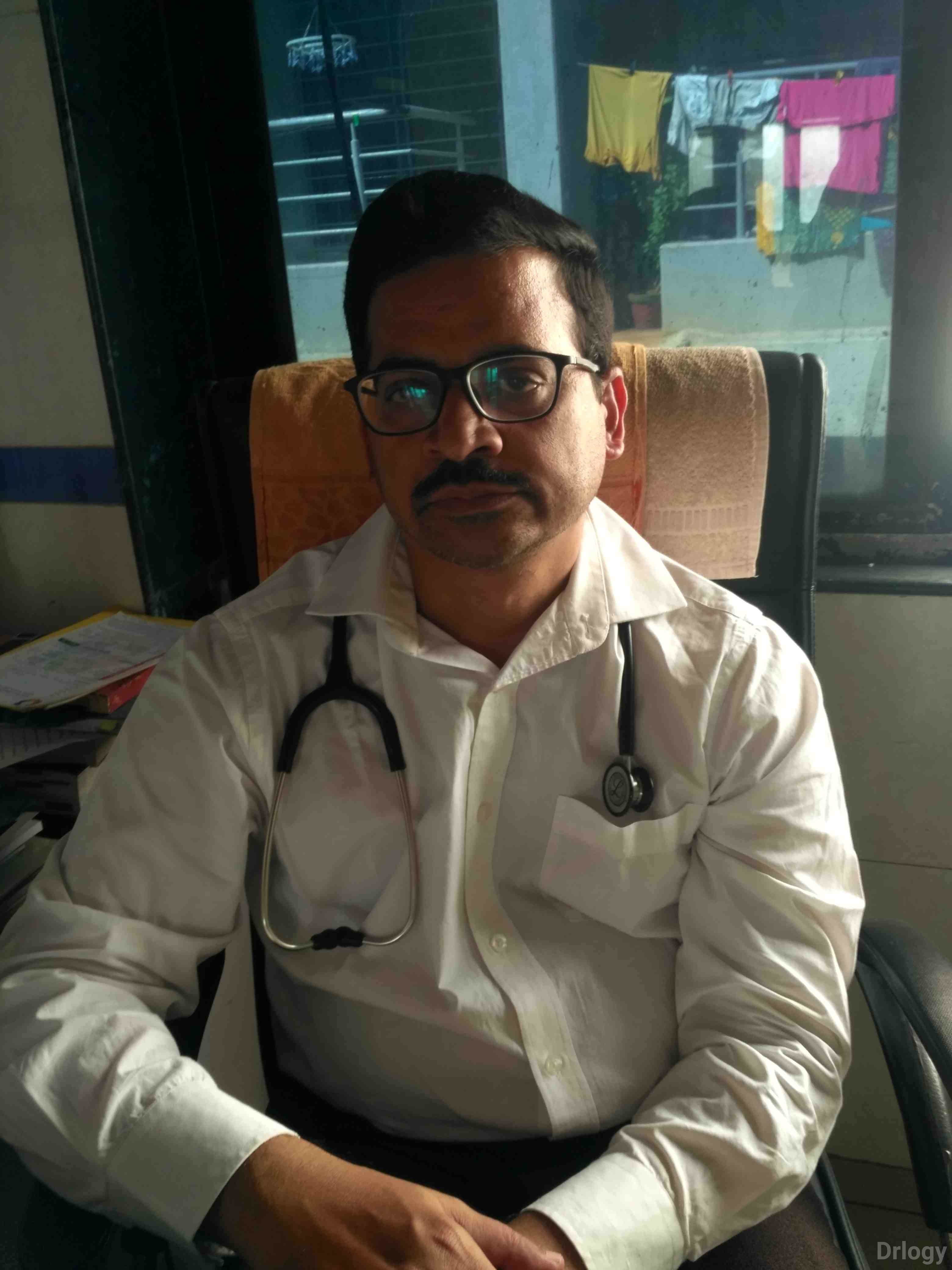 Dr. Bhupat Vasaniya in Surat