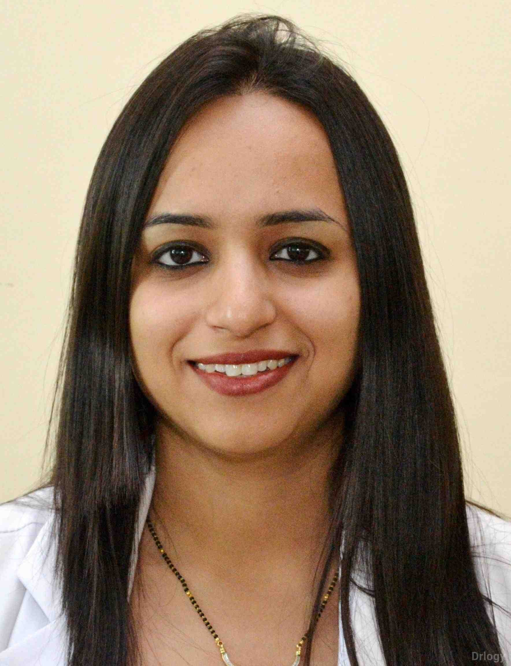 Dr. Chetna Dudeja Bhalla in Ghaziabad