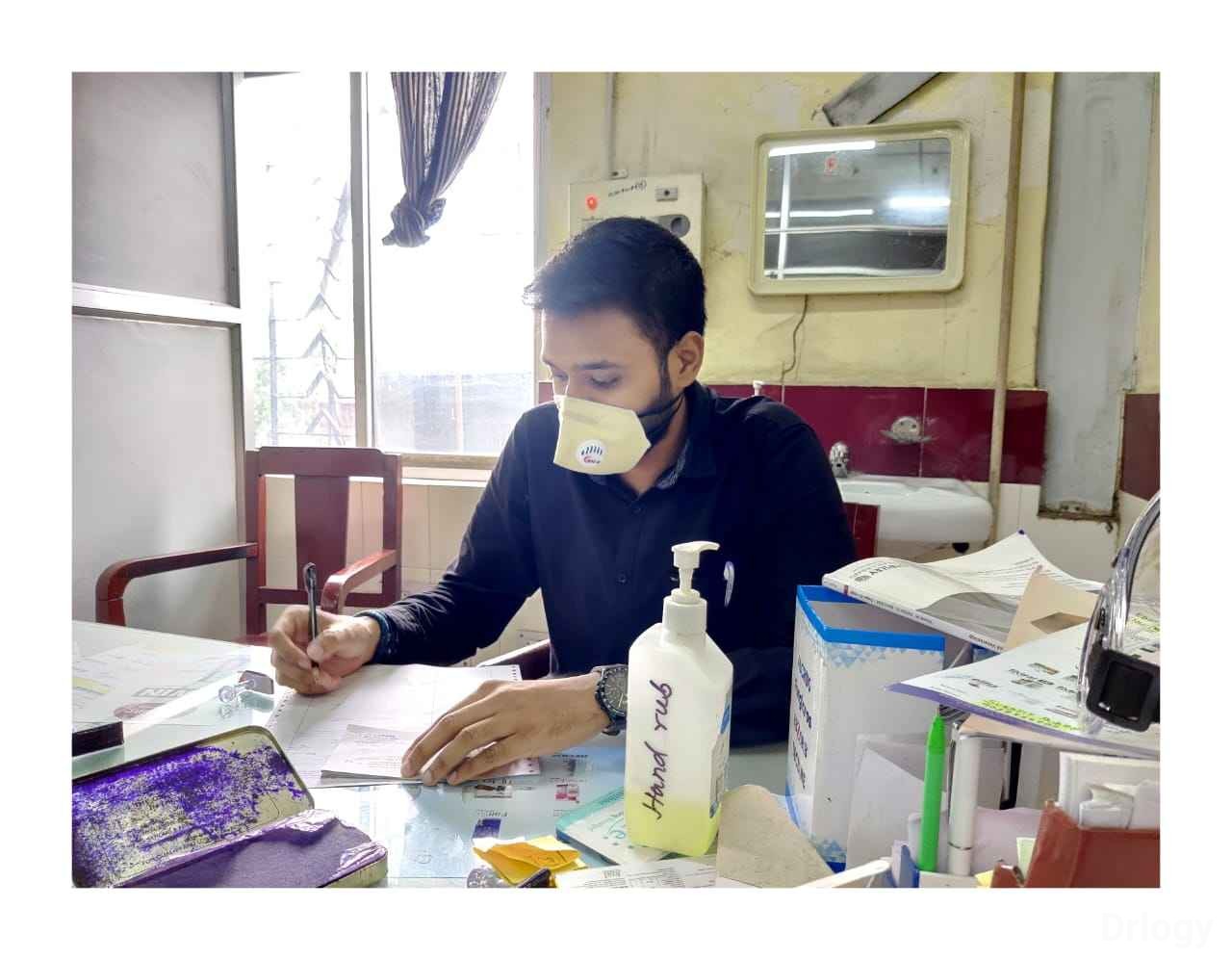 Dr. Debayan Das