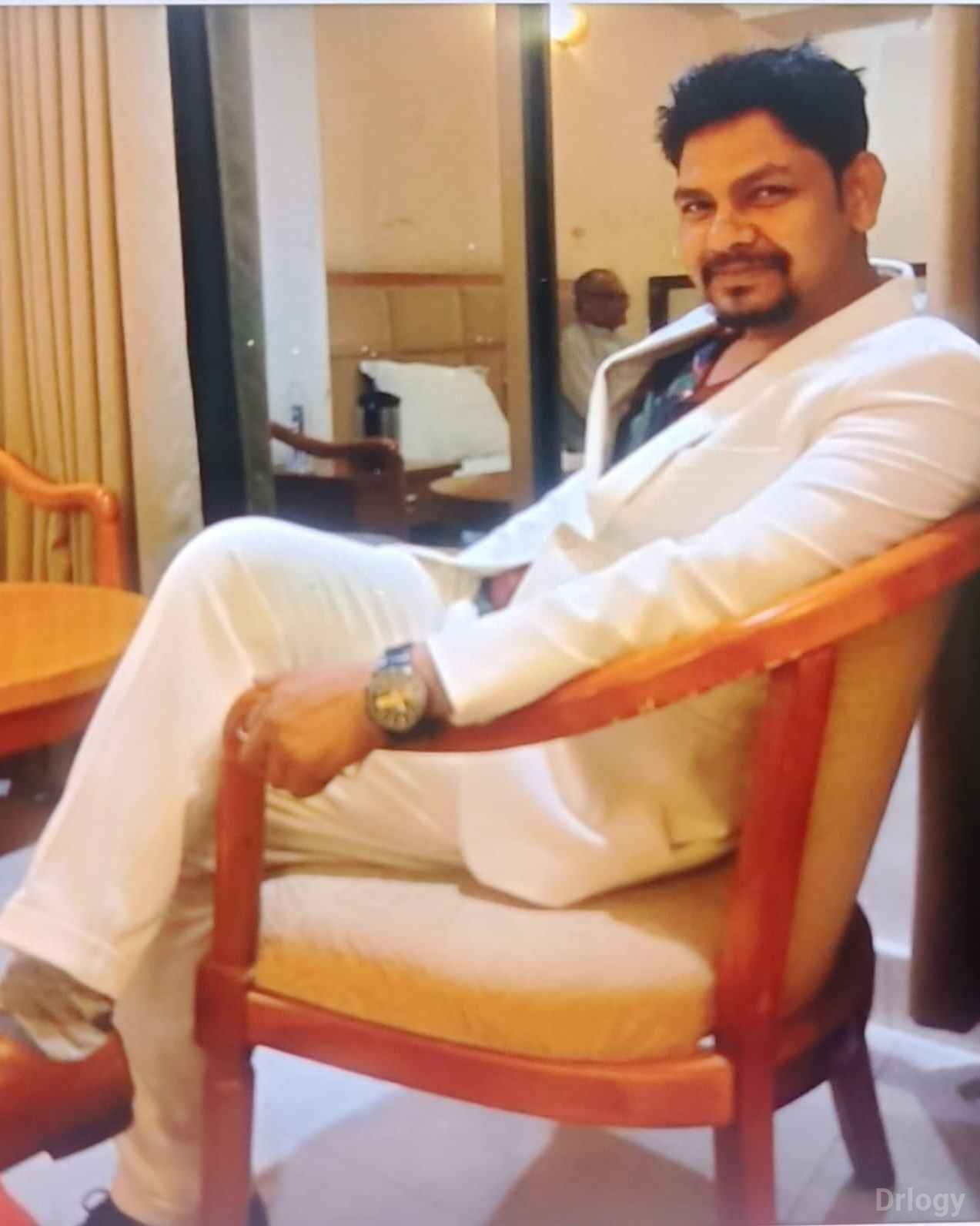 Dr. Deepanker kaushal in New Delhi