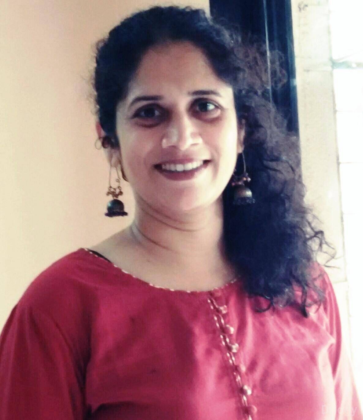 Dr. Deepika Kothari in Mumbai