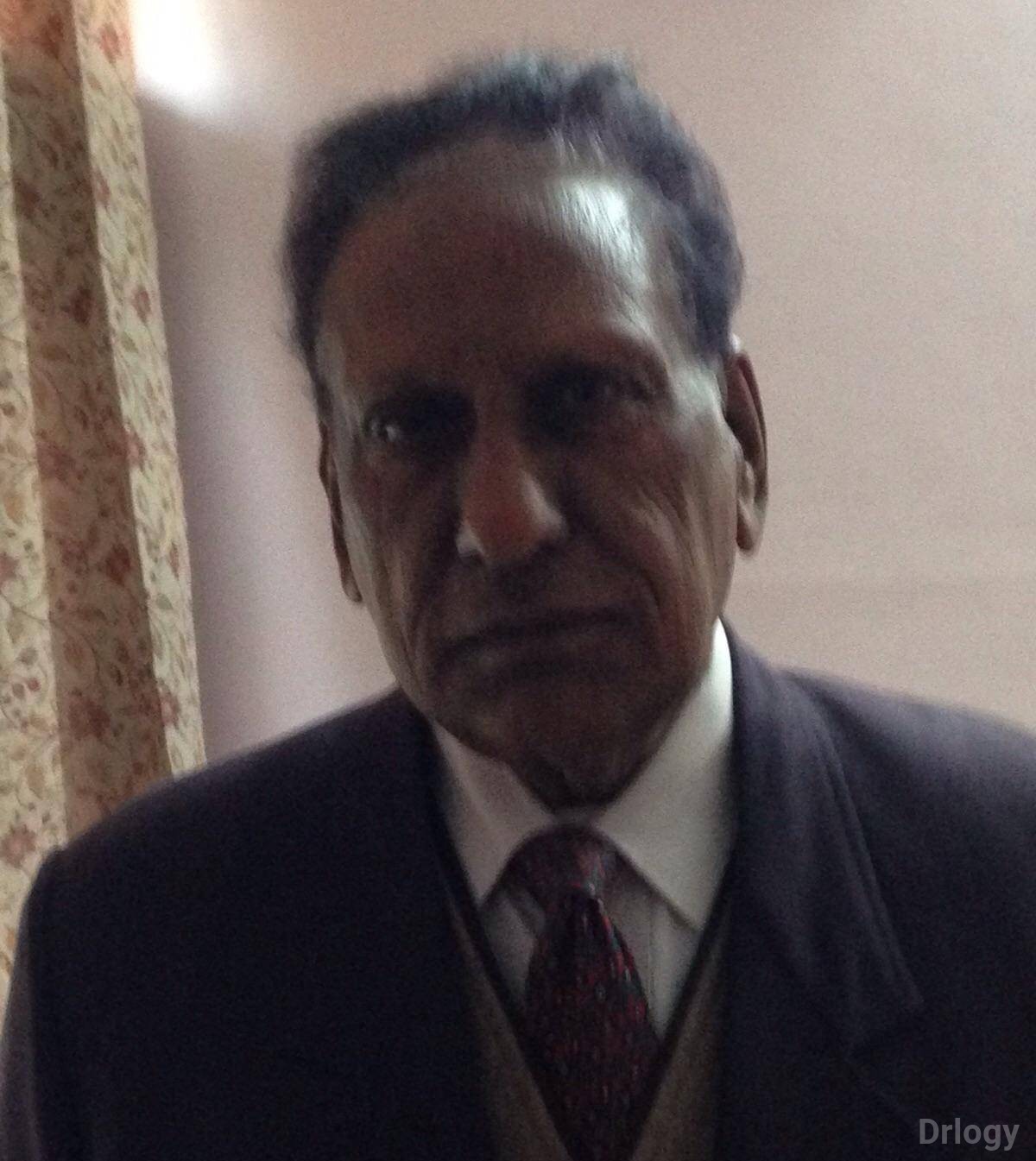 Dr. Devinder Garg