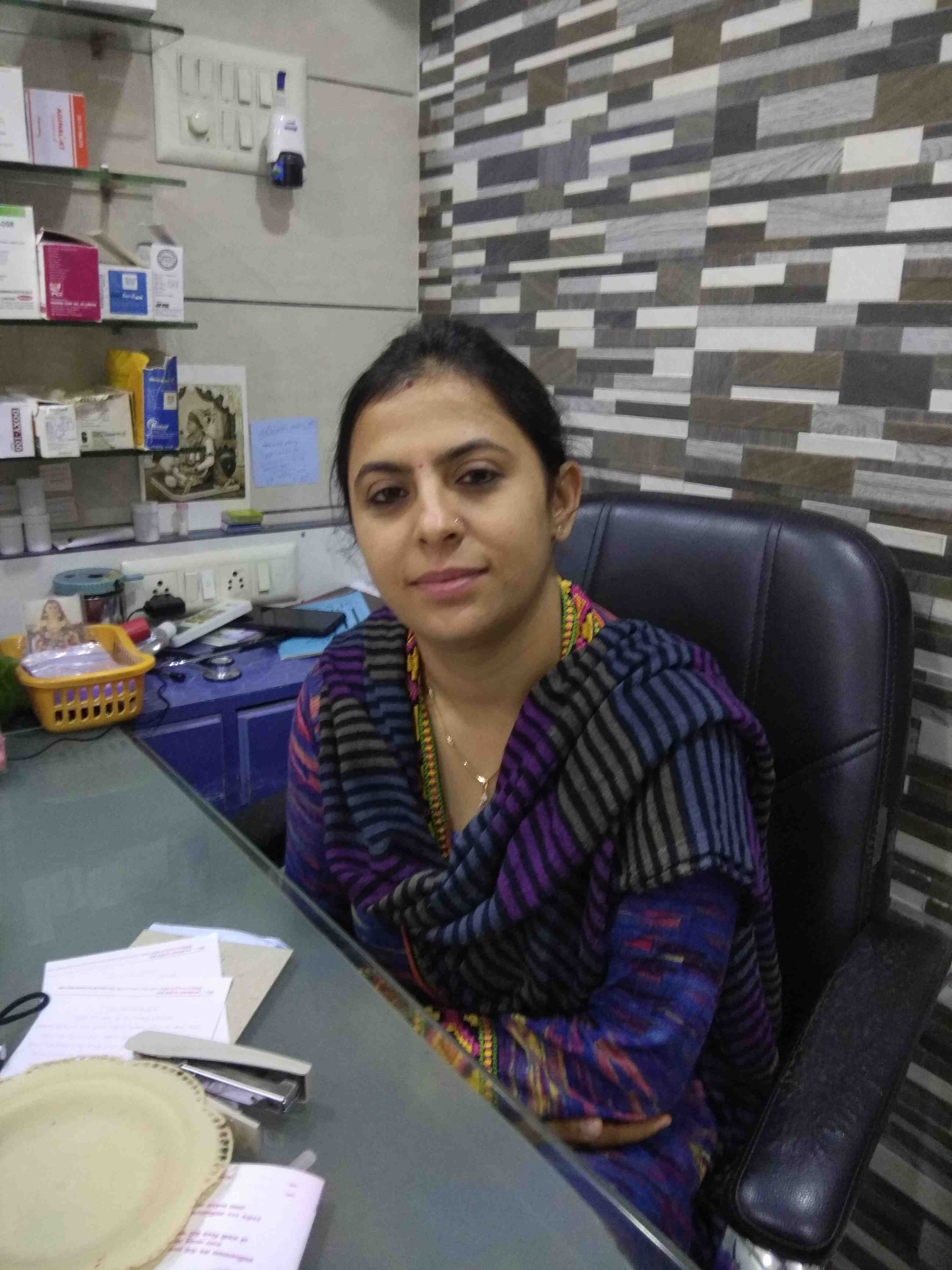 Dr. Dimpal kariya in Rajkot