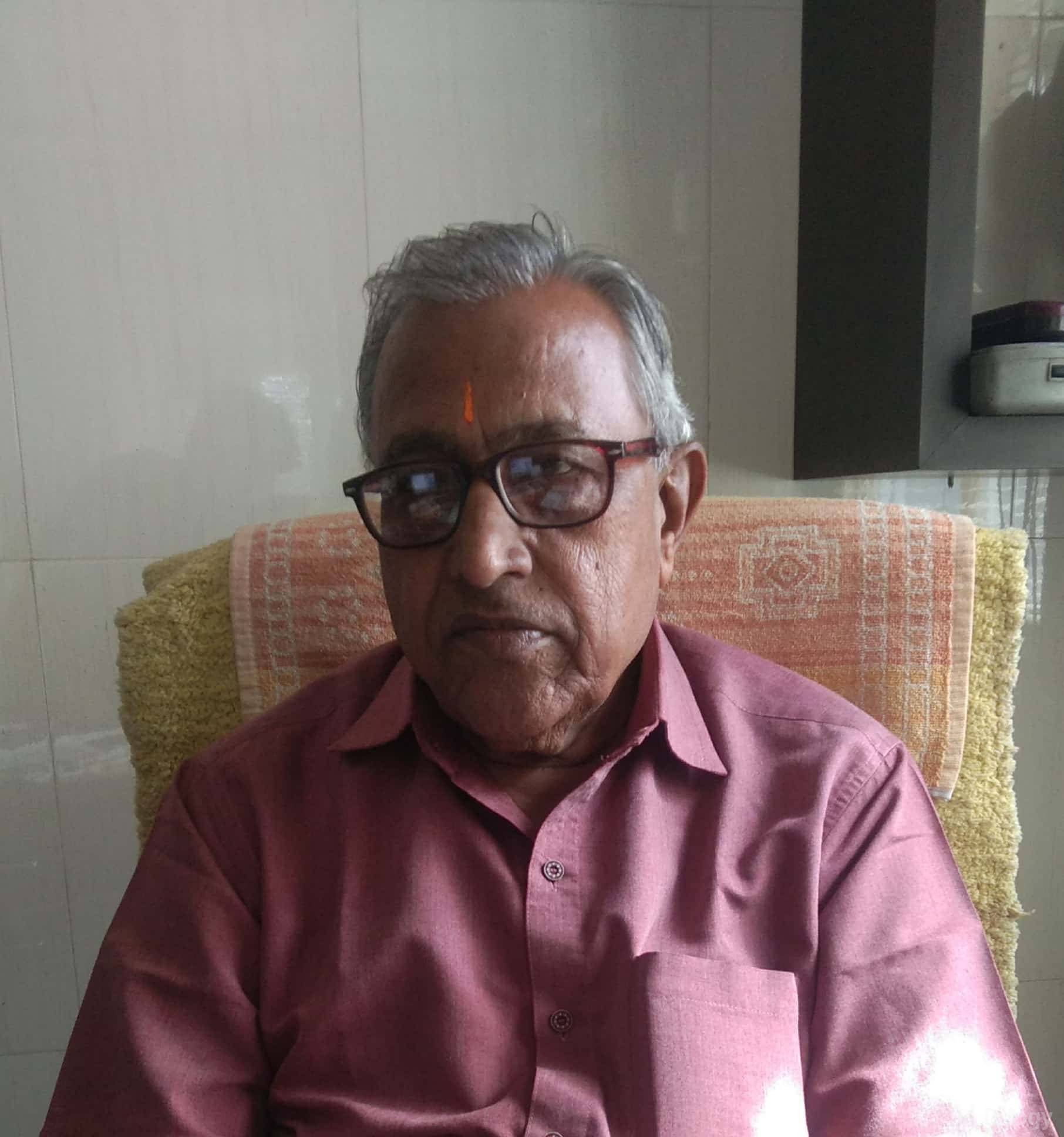 Dr. Dinesh sinroja