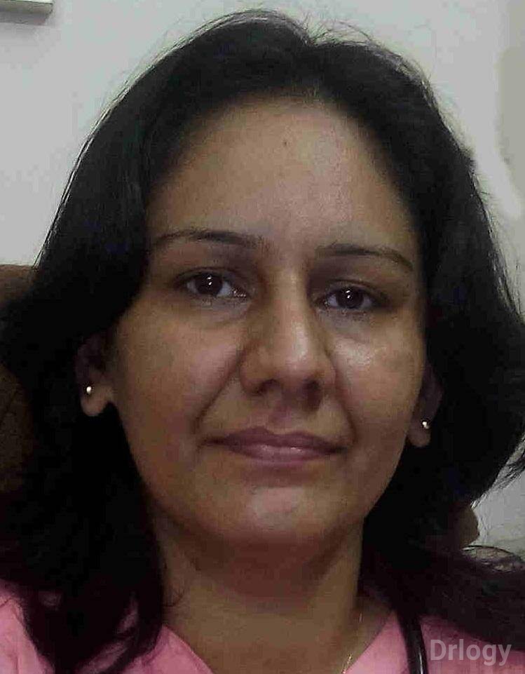 Dr. Geeta Malik in New Delhi