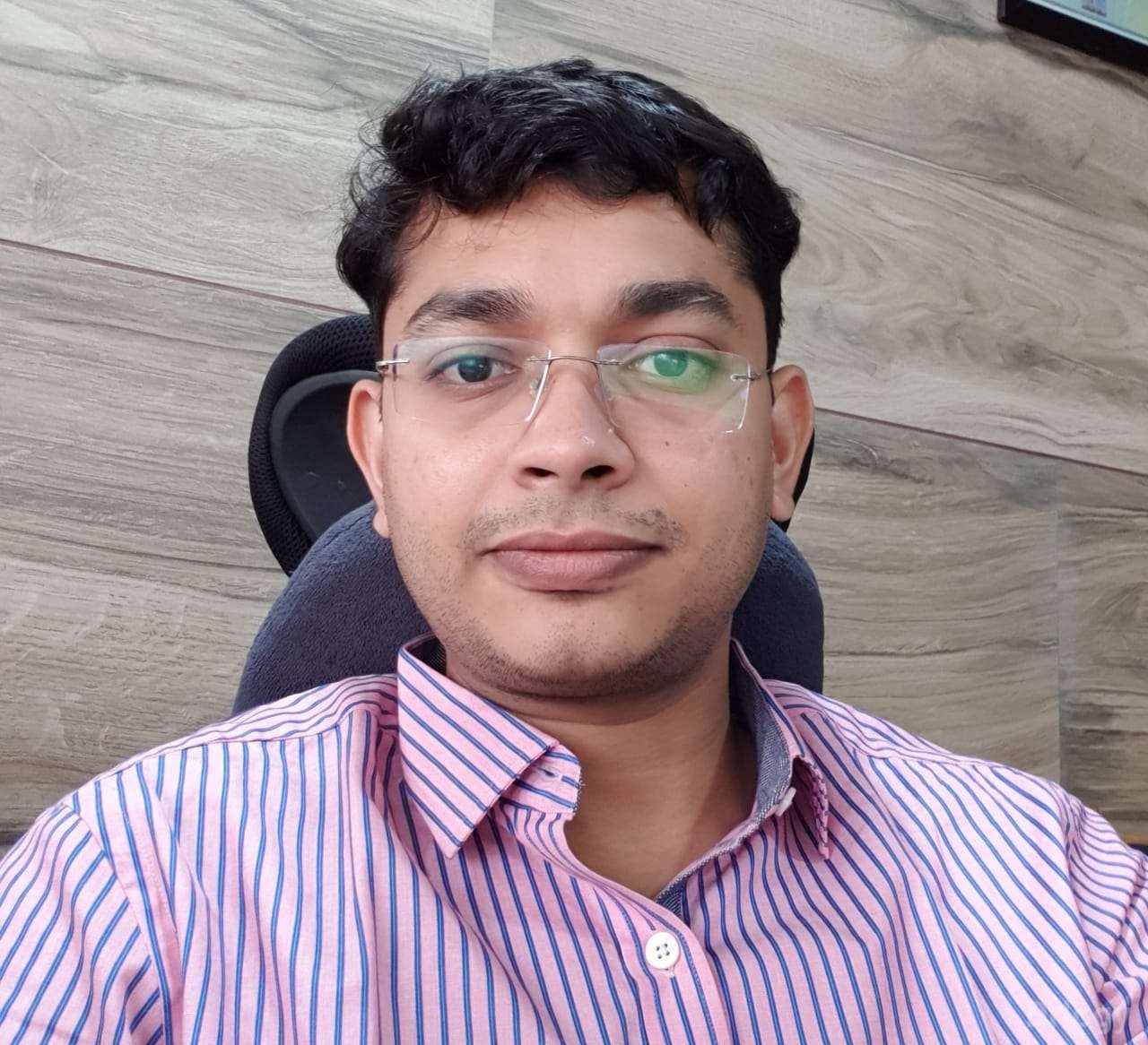 Dr. Gunjan R Adhvaryu in Surat Dr. Gunjan R Adhvaryu in Surat