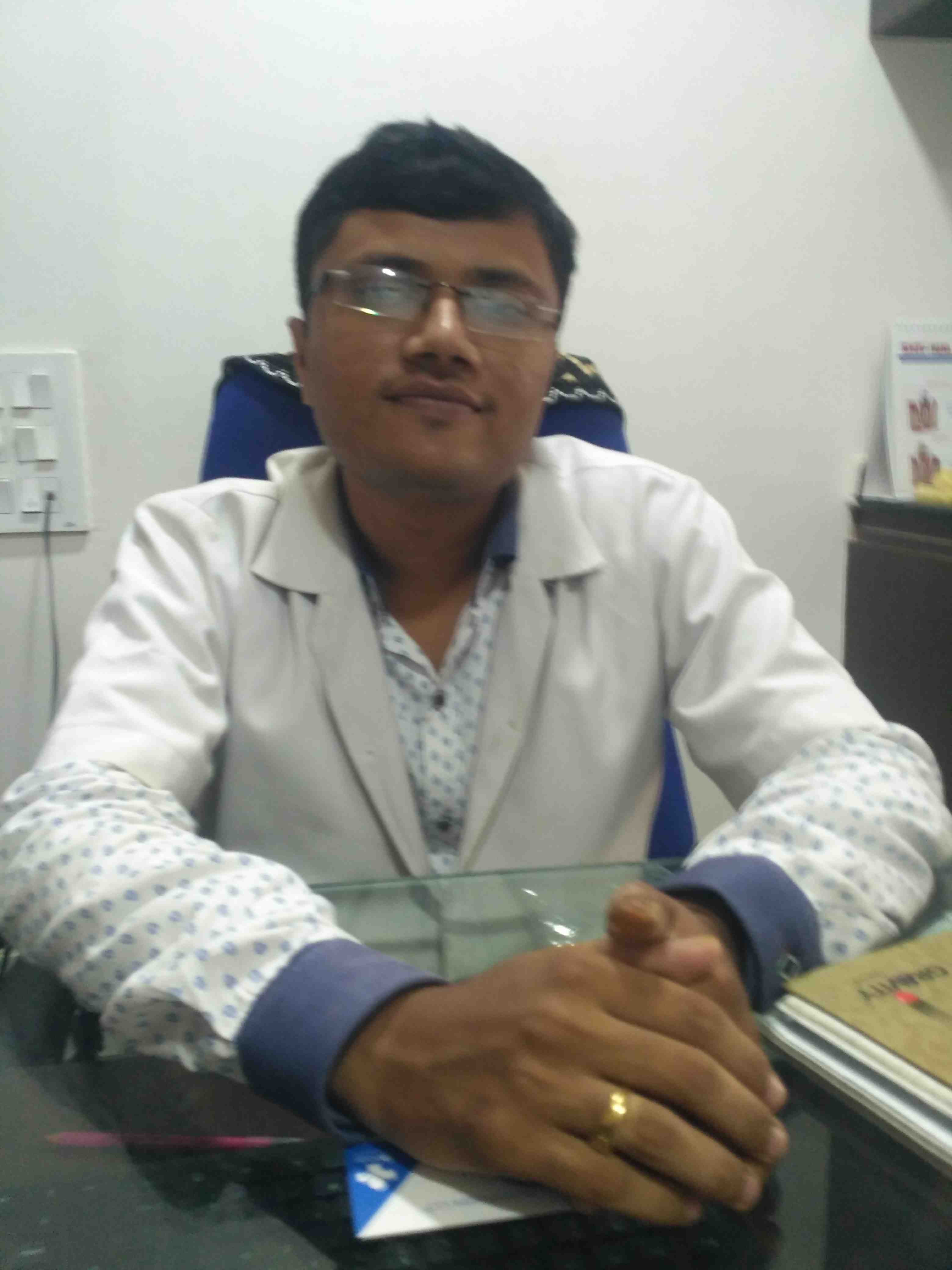 Dr. Hardik shah in Surat Dr. Hardik shah in Surat