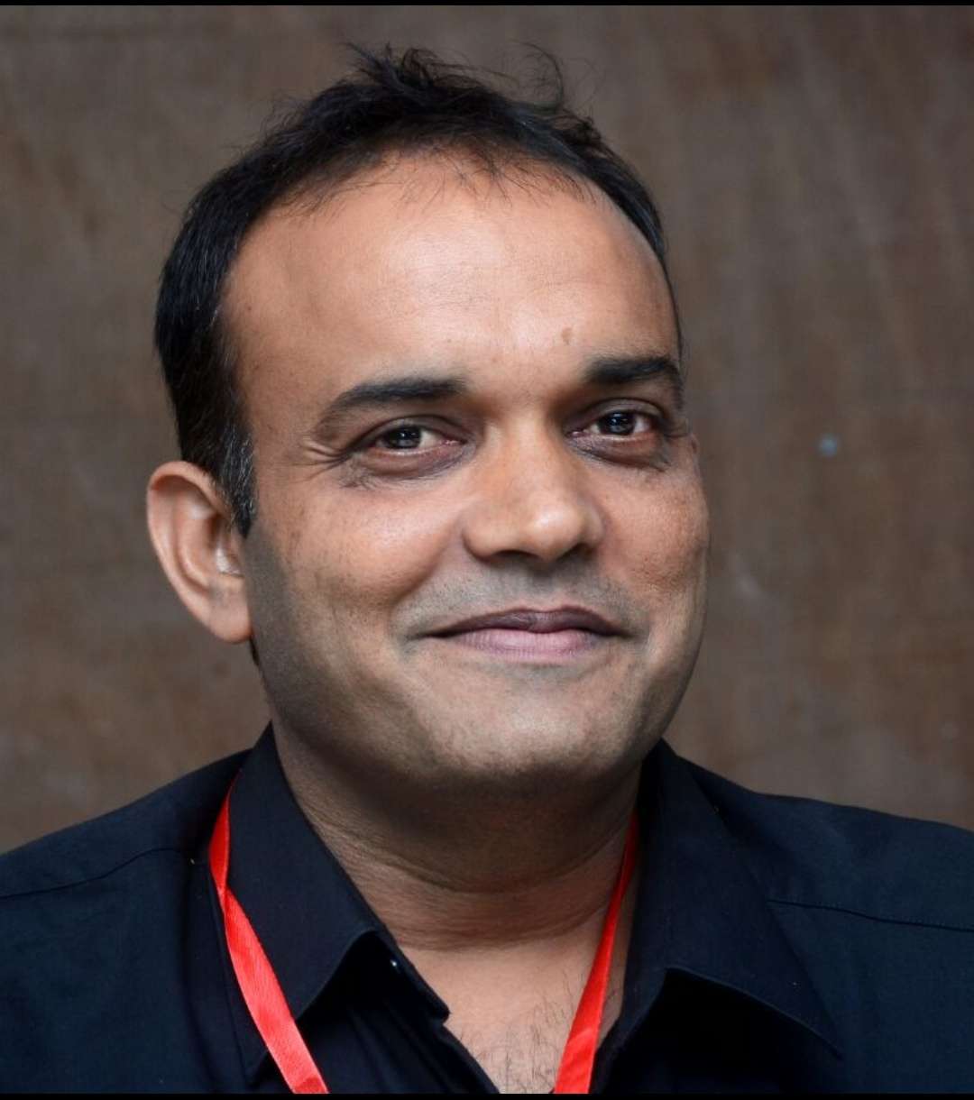Dr. Hitesh pipaliya in Surat