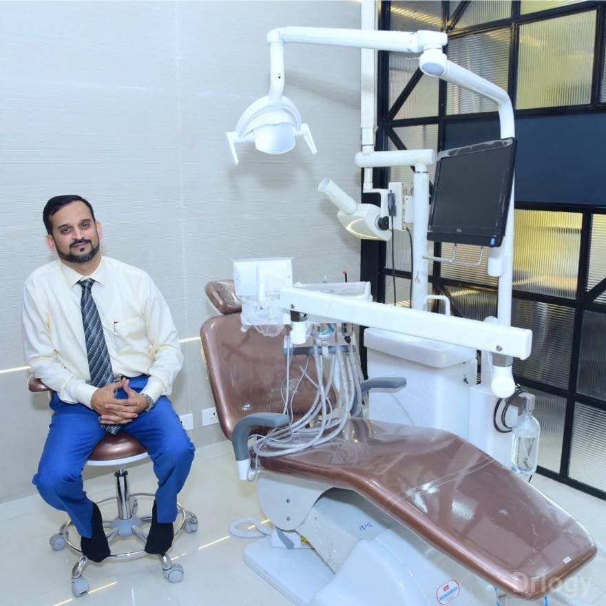 Dr. Husain Abbas Chhil in Mumbai