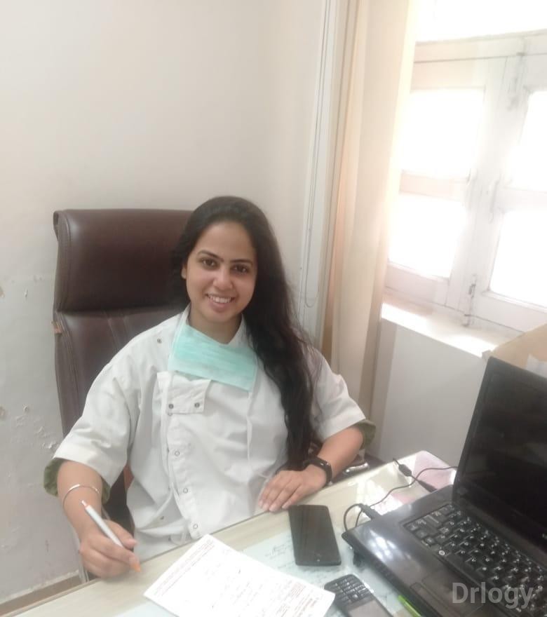 Dr. Jasmine Nanda in New Delhi