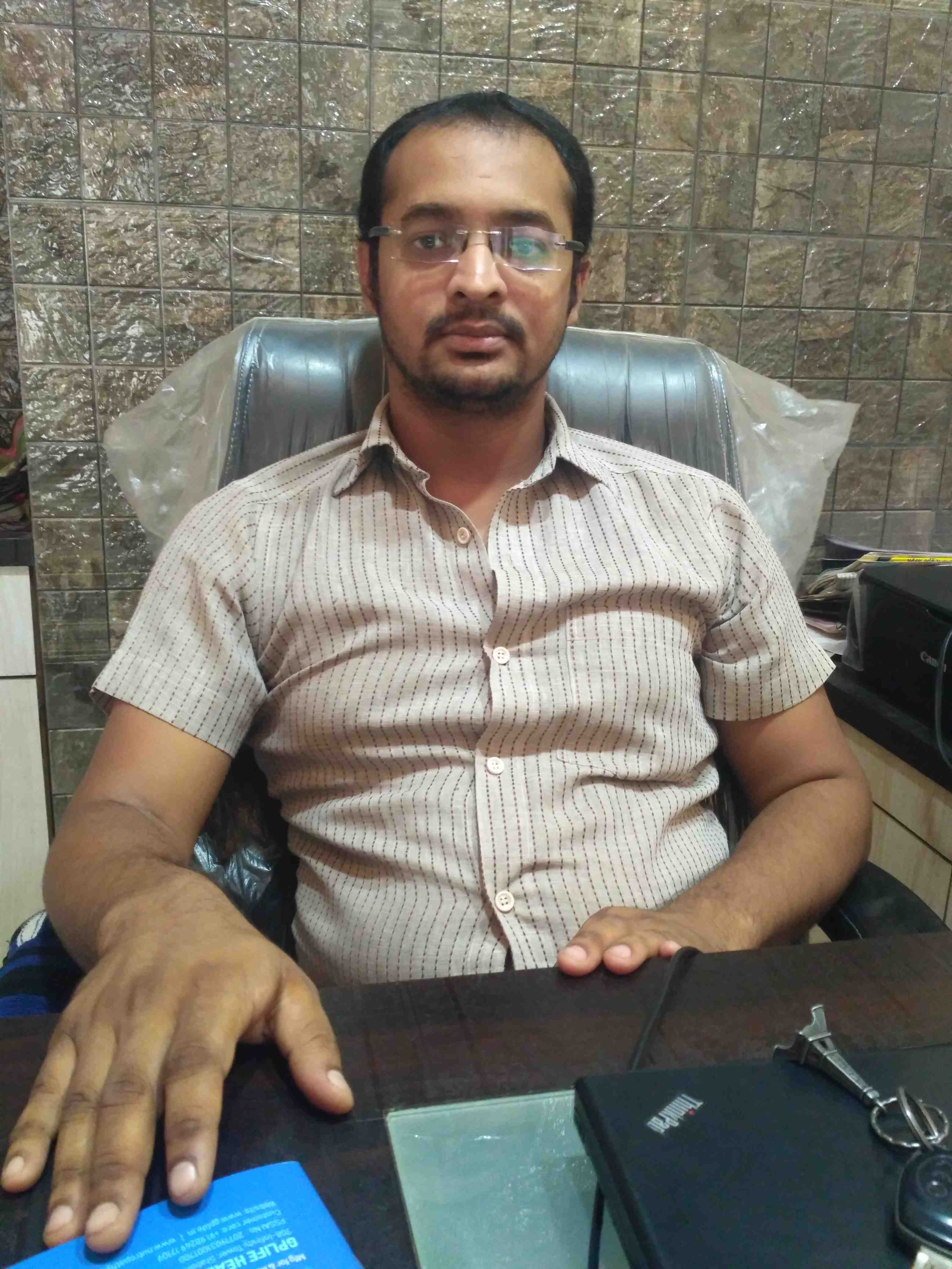 Dr. Jinen shah in Surat