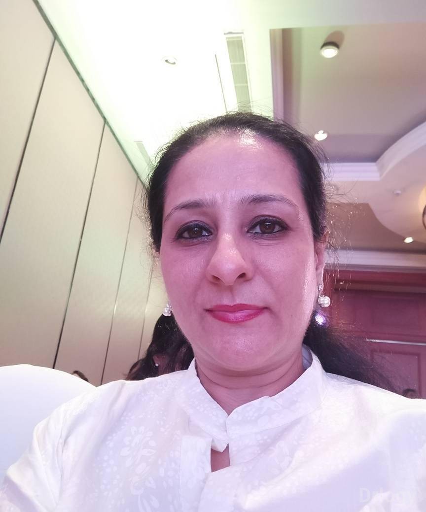 Dr. Kavita Gujar in Mumbai