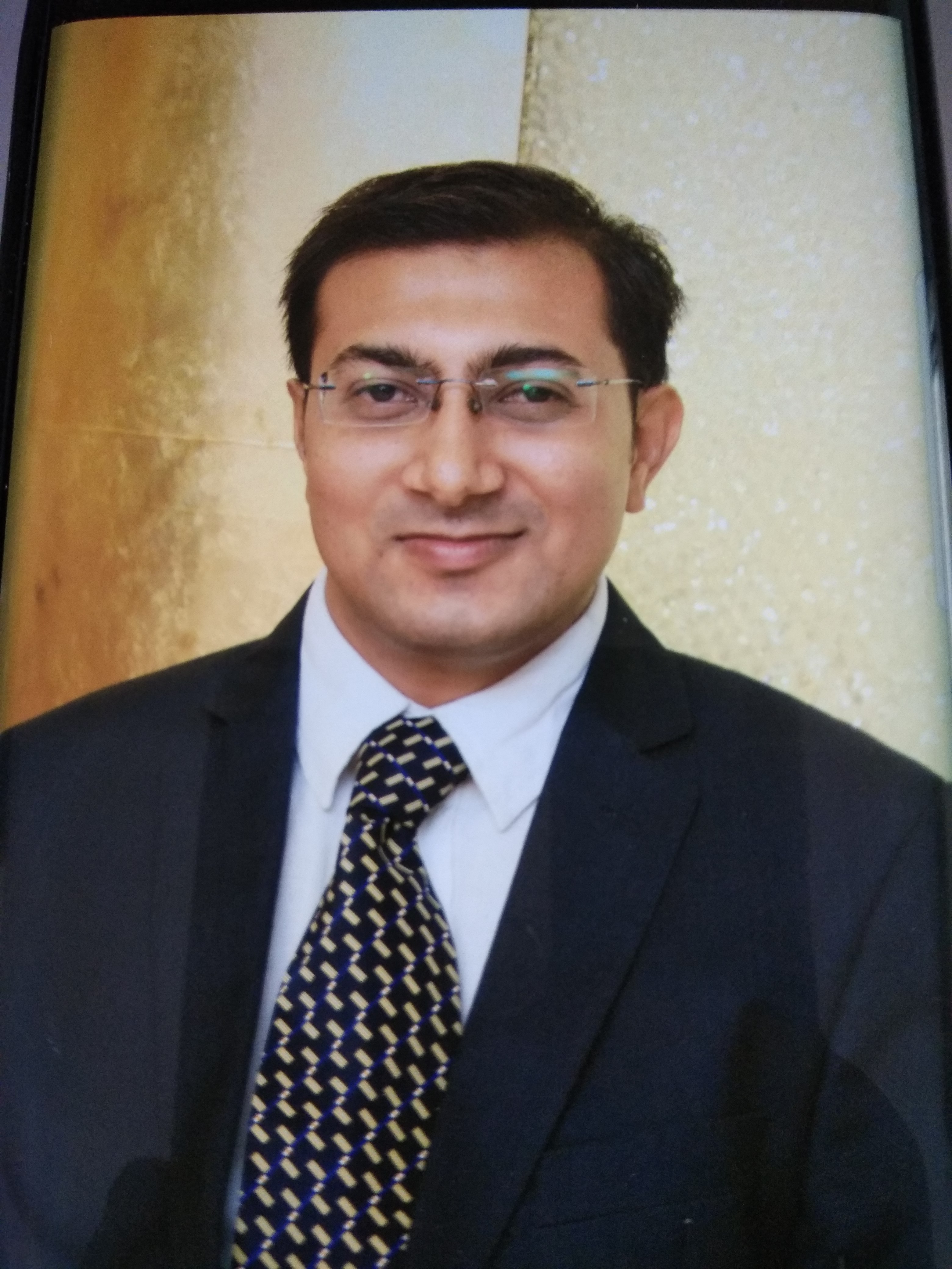 Dr. Ketan h. Sapariya