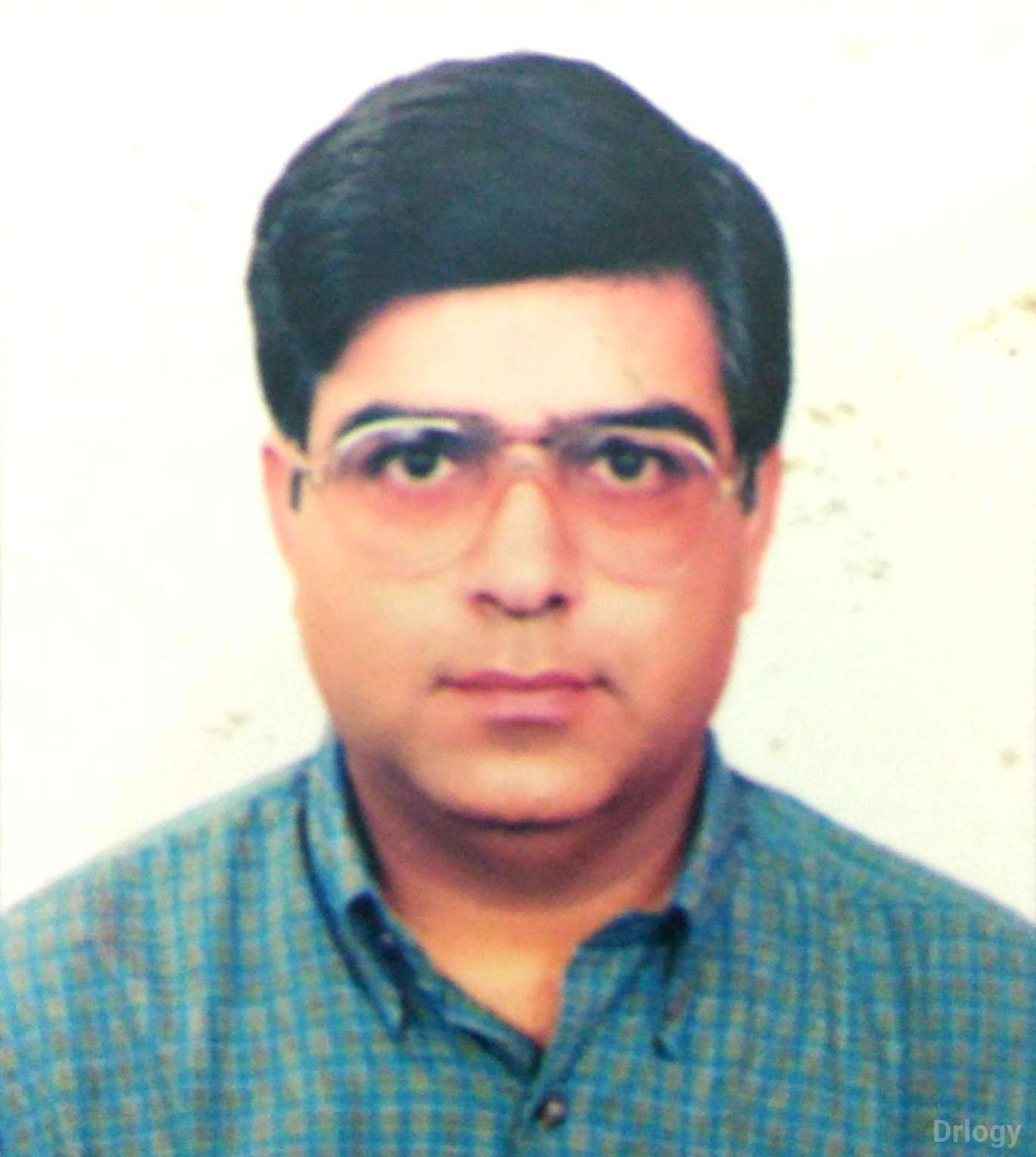 Dr. Lalit Narang