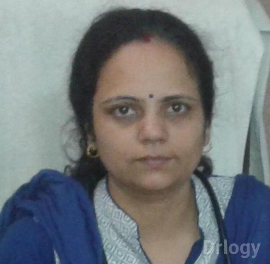 Dr. Lata Chauhan in Meerut