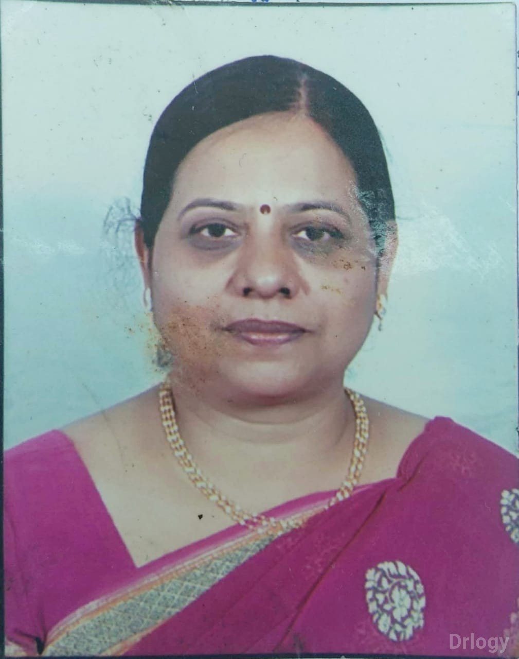Dr. Leena Shah