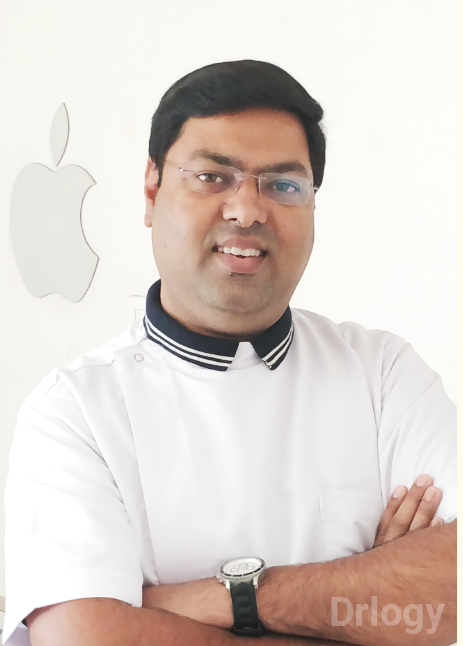 Dr. M. R. Pujari