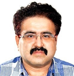 Dr. Mahip Saluja