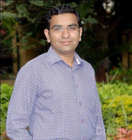 Dr. Malagaonkar Narhari in Thane