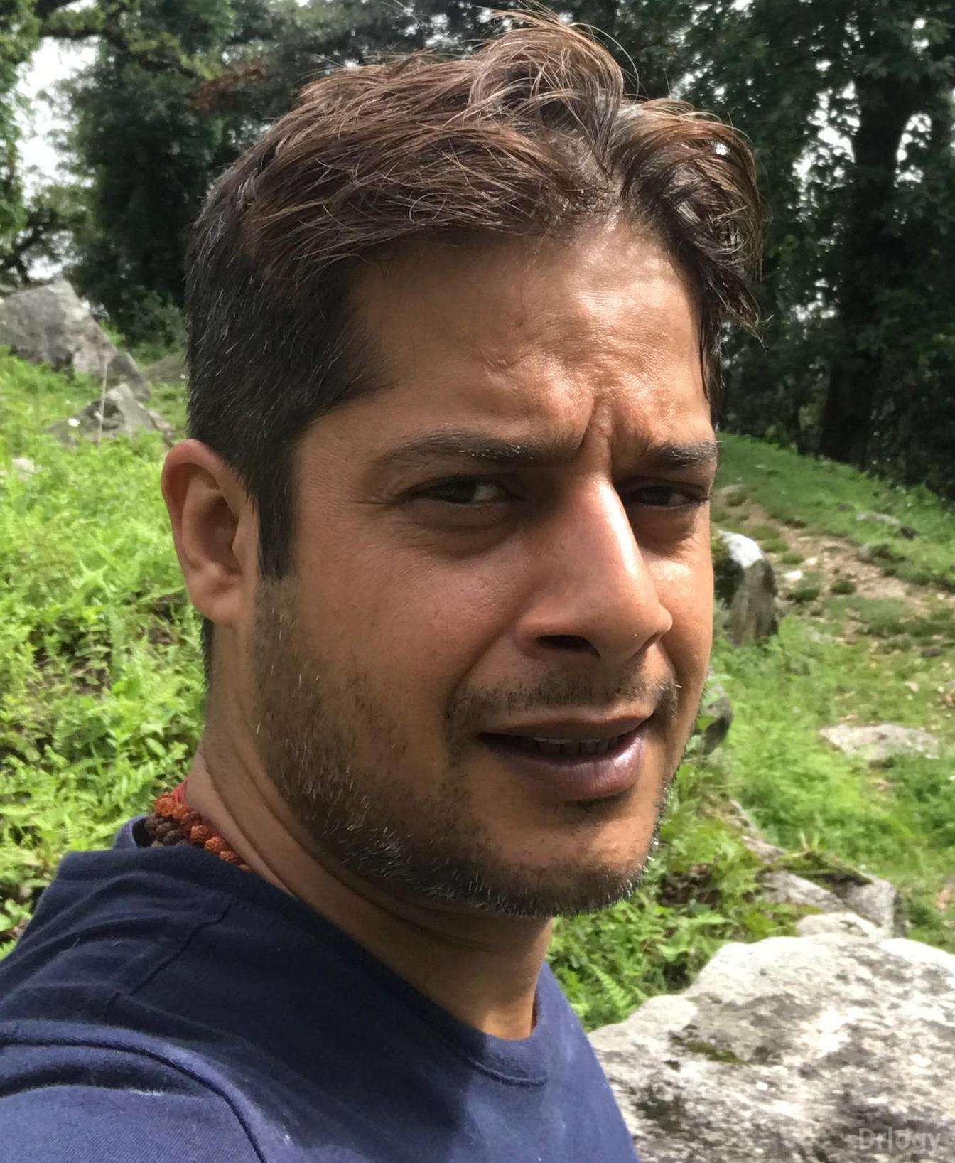 Dr. Manav Ahuja