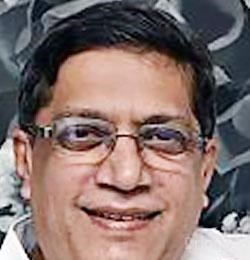 Dr. Mangesh Potdar in Mumbai