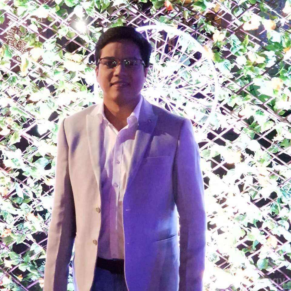 Dr. Manish Kachhara in Mumbai