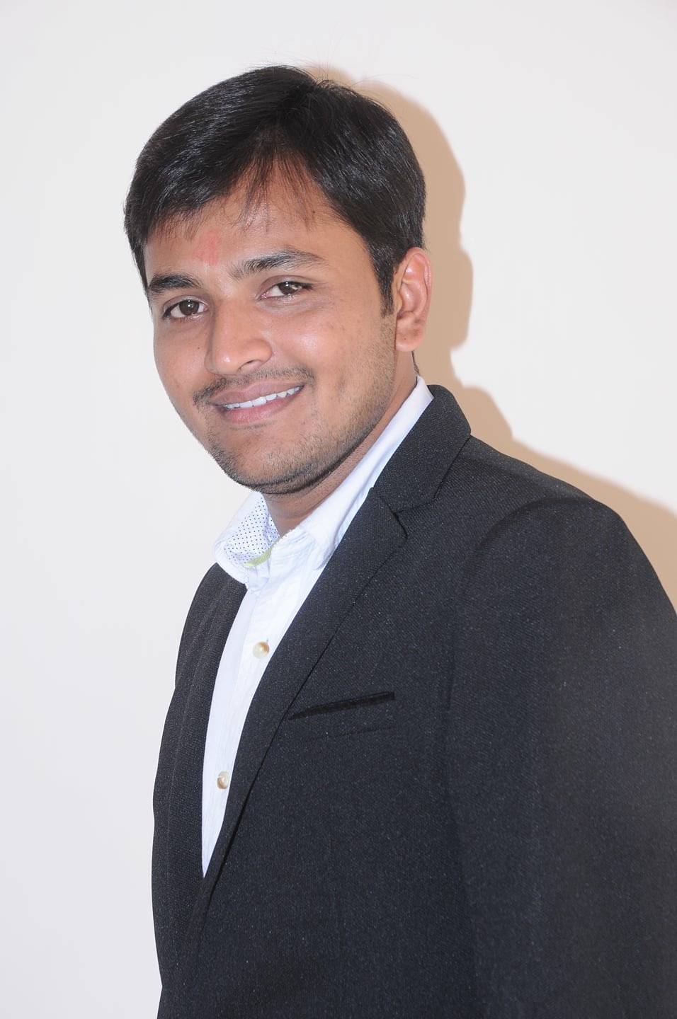 Dr. Mayur Bhojani in Rajkot