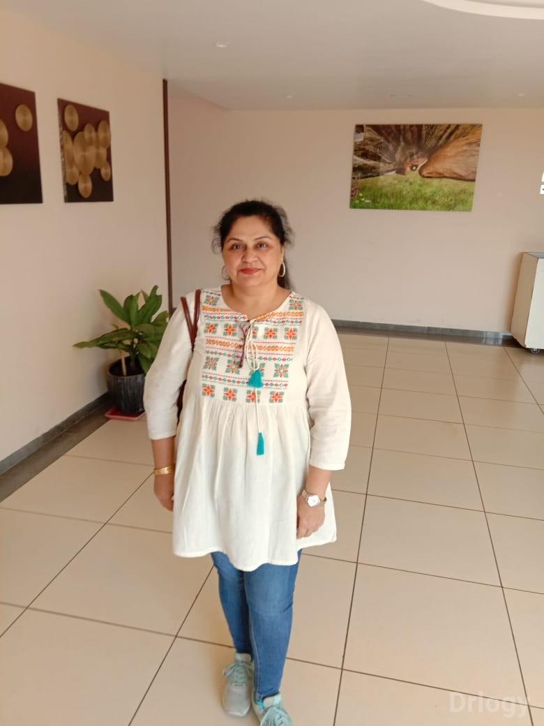 Dr. Meenakshi Chhabra