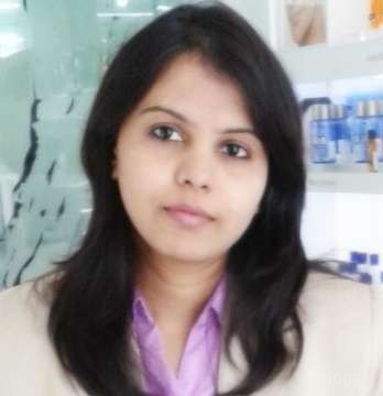 Dr. Minakshi Chauhan in Mumbai