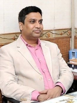 Dr. Mohan Chand in New Delhi